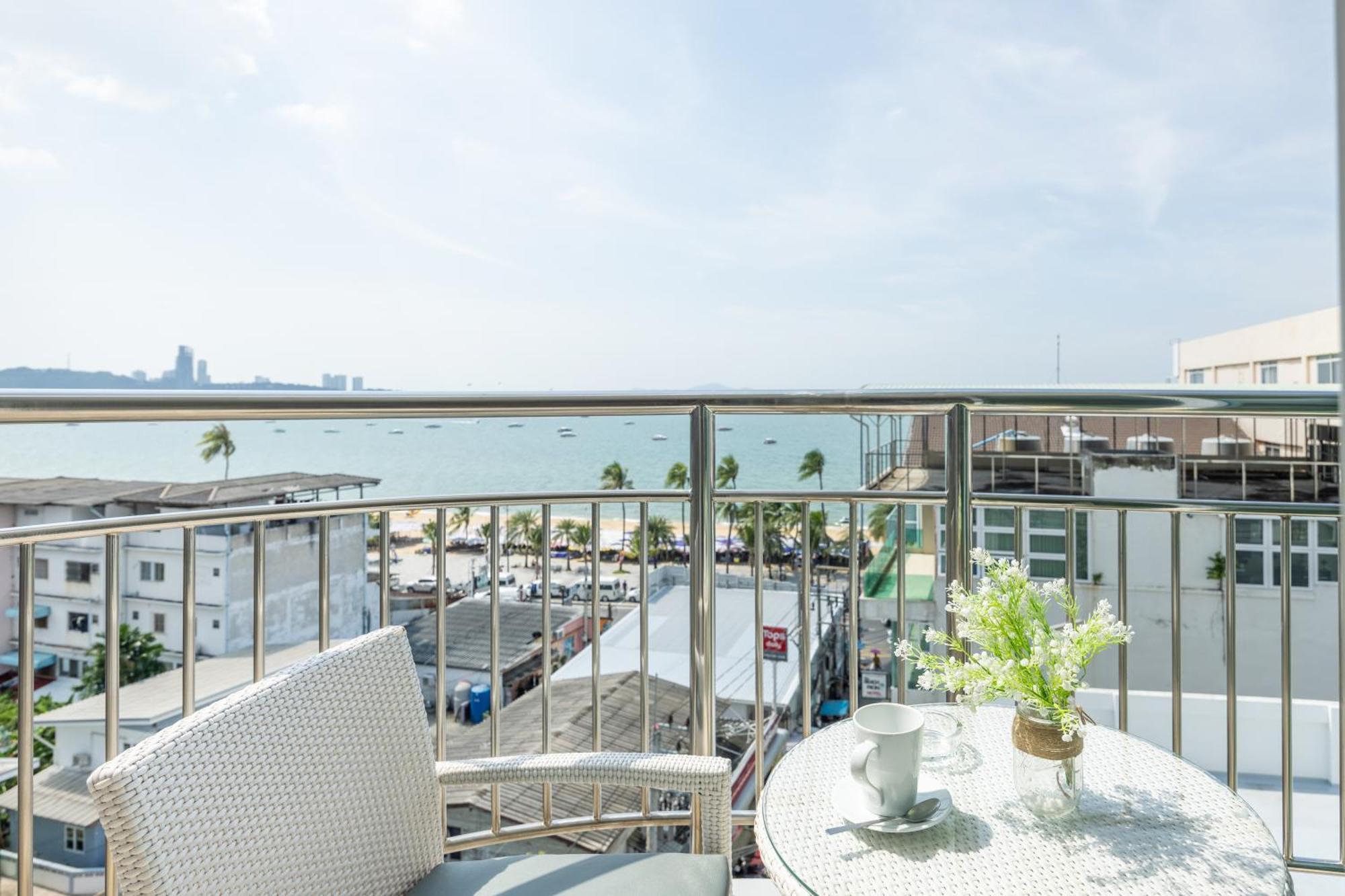 Pattaya Sea View Hotel - Sha Extra Plus Habitación foto